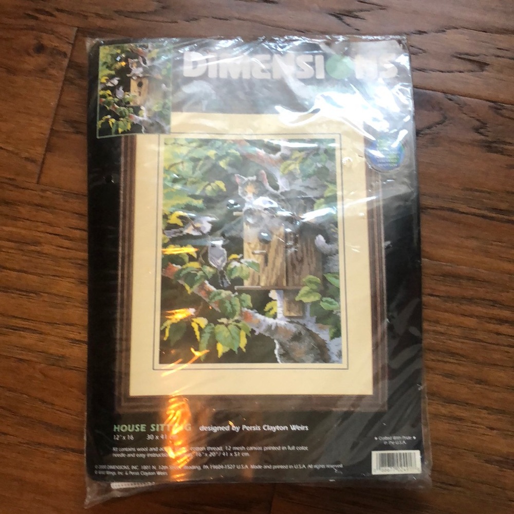 Vintage Dimensions NeedlePoint “House Sitting”